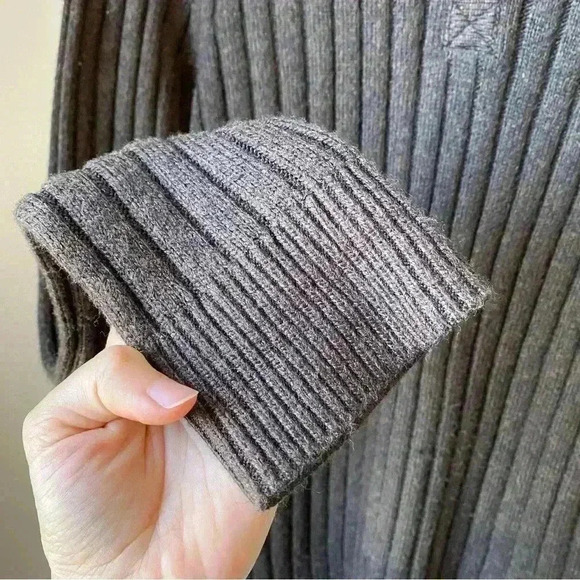 Express Chocolate Brown Buttoned Half-Zip Sweater, Size M - Picture 8 of 11